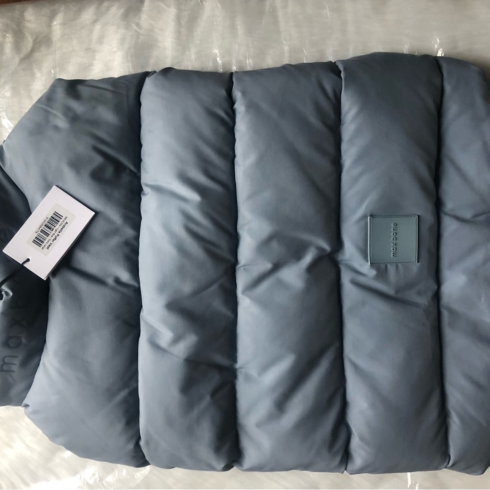 Maxbone puffer vest for dogs size XL, nwt